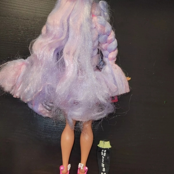 L.O.L. Surprise! OMG Dance Miss Royale Fashion Doll - Picture 3 of 3